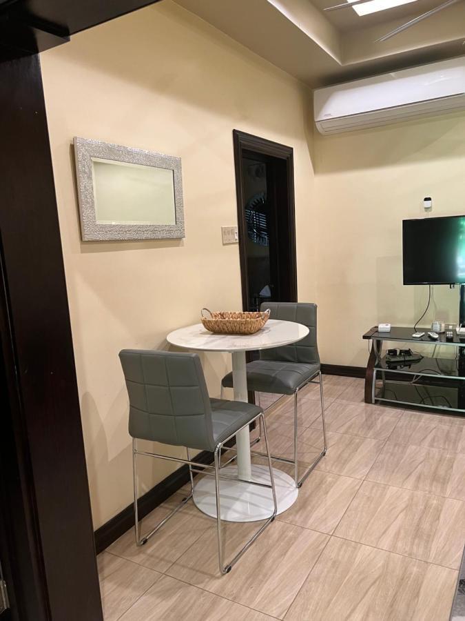 Kingston Oasis One Bedroom Bagian luar foto