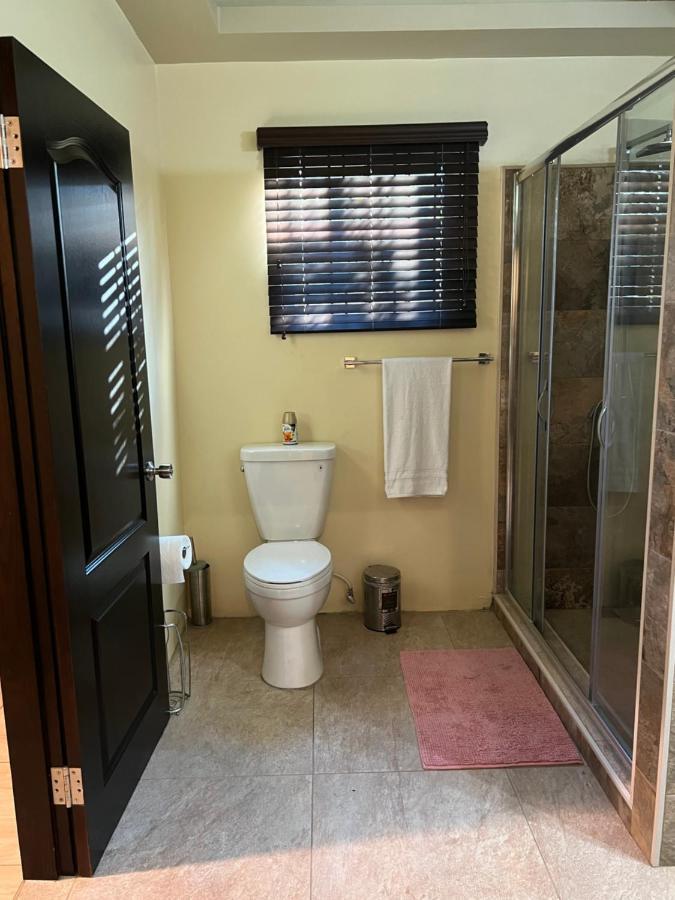 Kingston Oasis One Bedroom Bagian luar foto